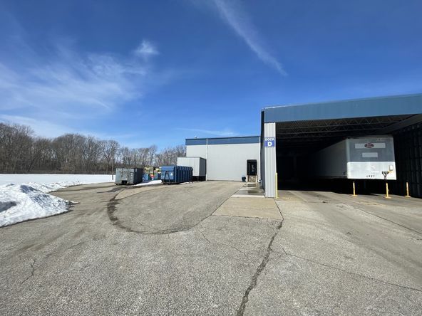 588 W 7th St, Peru, IN 46970
